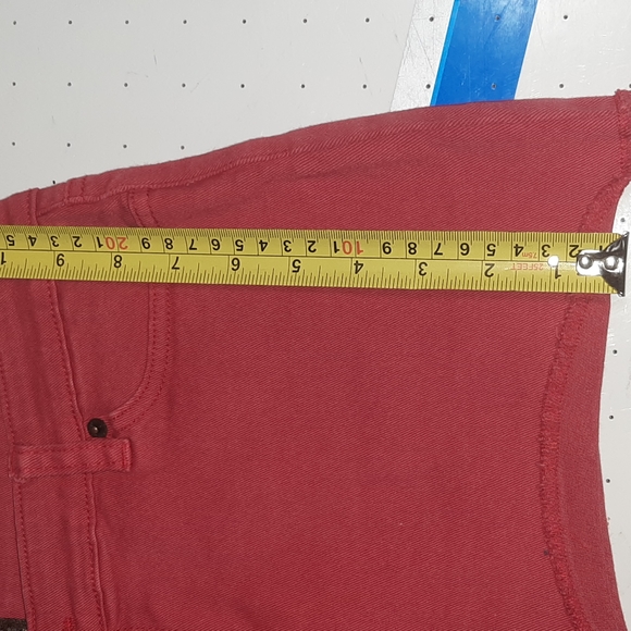Pair of women's shorts red 16in By 10in new no tags - Picture 4 of 8